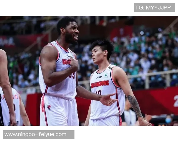 全国锦标赛回顾：南京篮球队展现出色灵活性与战术执行力的精彩表现